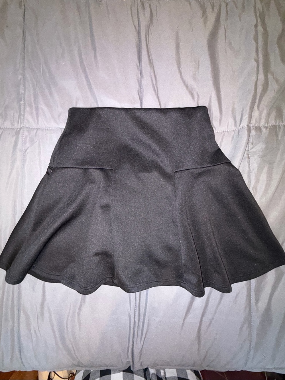 Charlotte Russe Black High Waist Skater Mini Skirt Small